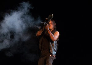 the-walking-dead-episode-609-daryl-reedus-3-935